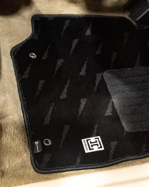 Load image into Gallery viewer, 1998-2007 Toyota Land Cruiser 100 Series with 3rd Row Right Hand Drive Imperial Mats