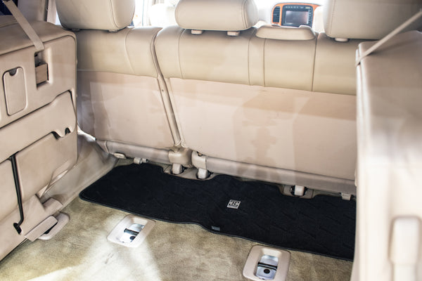 Load image into Gallery viewer, 1998-2007 Toyota Land Cruiser 100 Series with 3rd Row Right Hand Drive Imperial Mats