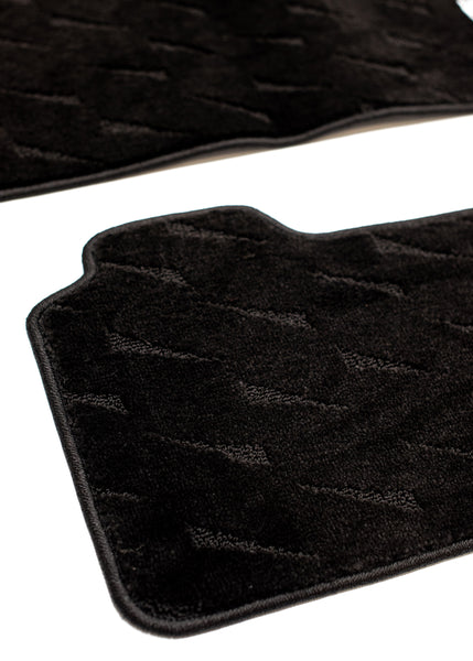 Load image into Gallery viewer, 1998-2007 Toyota Land Cruiser 100 Series with 3rd Row Right Hand Drive Imperial Mats