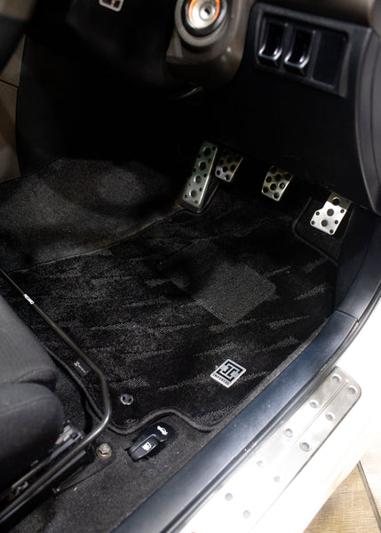 Load image into Gallery viewer, 1998-2005 Toyota Altezza GXE10 SXE10 Floor Mat Set 5 Piece Set RHD Imperial Mats