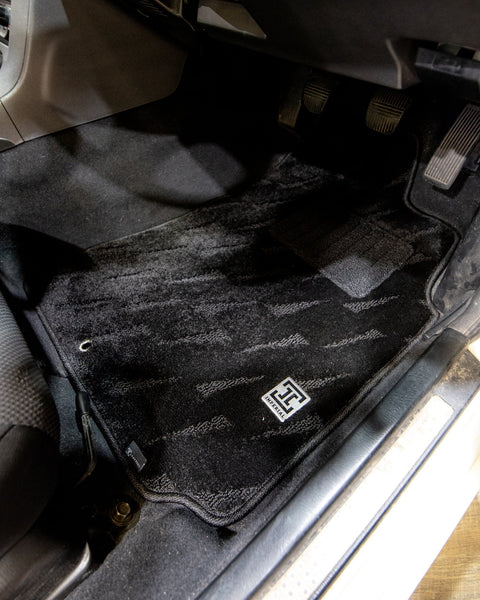 Load image into Gallery viewer, 1999-2002 Nissan Silvia S15 Floor Mat Set of 4 RHD Imperial Mats