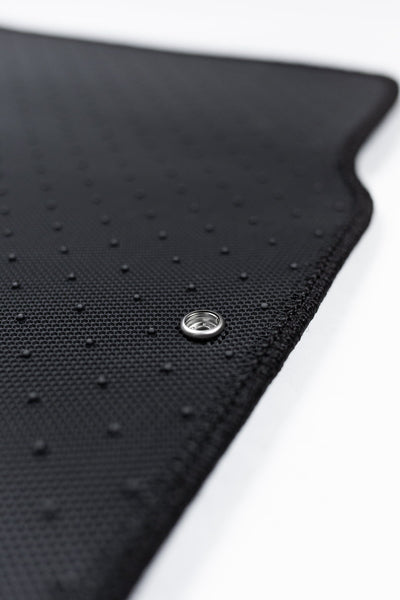 Load image into Gallery viewer, 1989-1994 Nissan Skyline R32 GT-R and GTS-4 (AWD Models Only) Floor Mats 5 Piece Set Imperial Mats