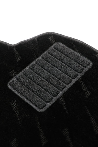 Load image into Gallery viewer, 1990-1995 Toyota Hilux Surf N130 5 Piece Floor Mat Set Imperial Mats 
