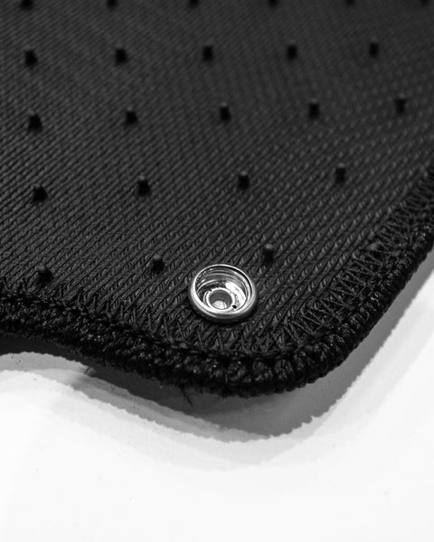 Load image into Gallery viewer, 1992-1999 Mitsubishi Pajero Right Hand Drive 5 Piece Set Imperial Mats 
